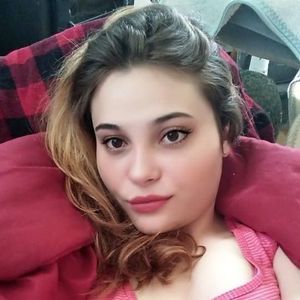 Meet your Posher, Katelyn